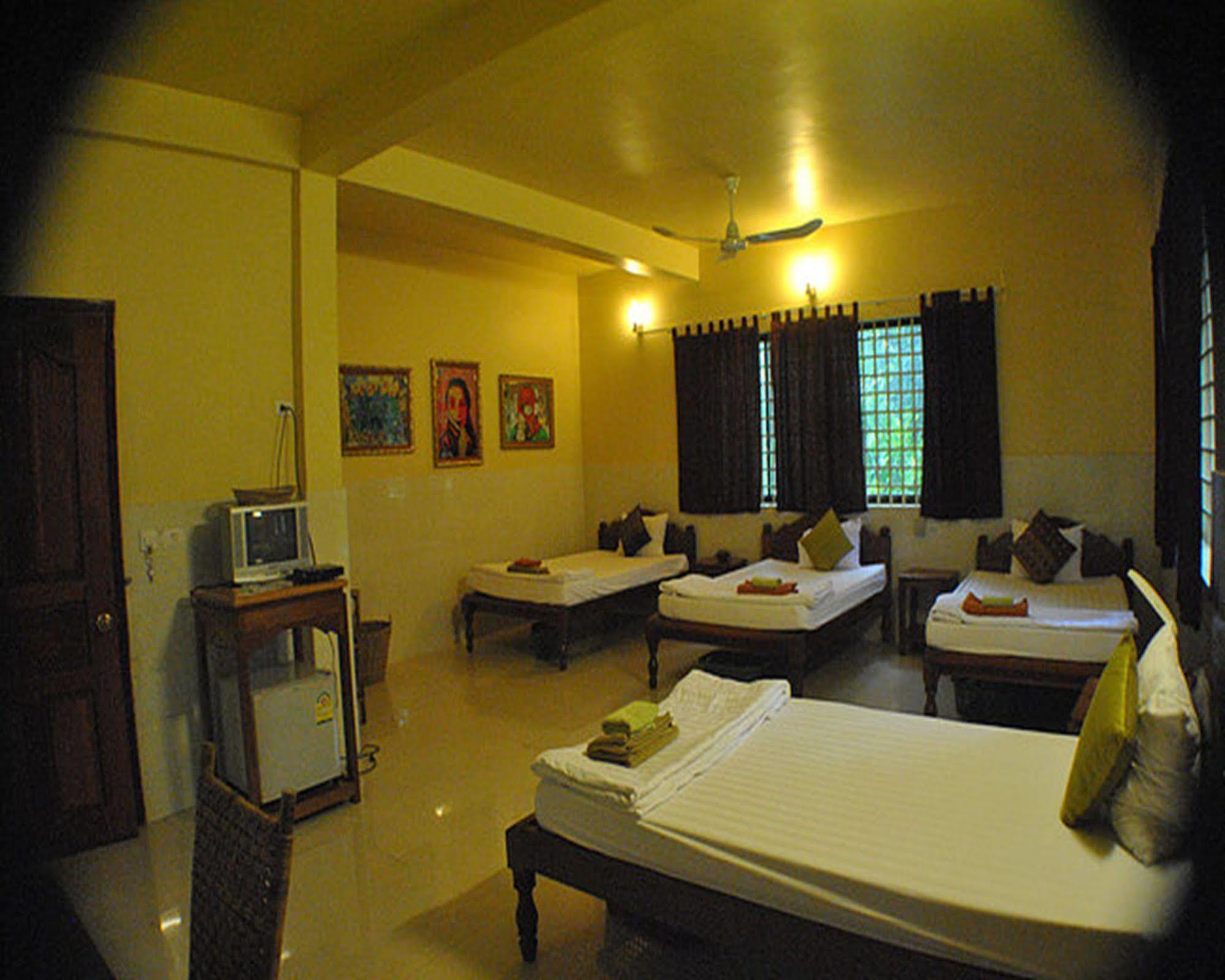Seven Candles Guesthouse Siem Reap Exteriör bild