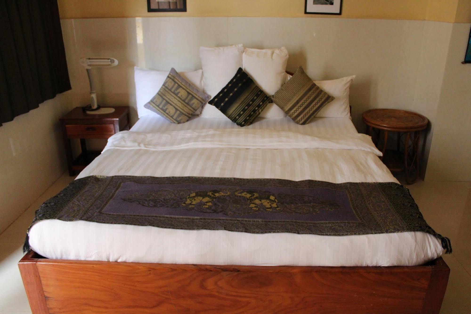 Seven Candles Guesthouse Siem Reap Exteriör bild